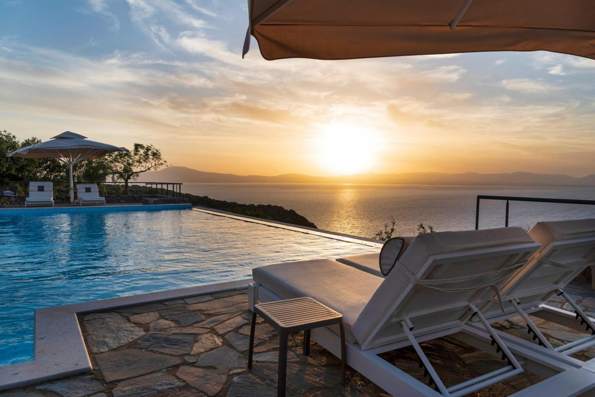 Searocks Villas Exclusive Resort Kitriai Exterior photo